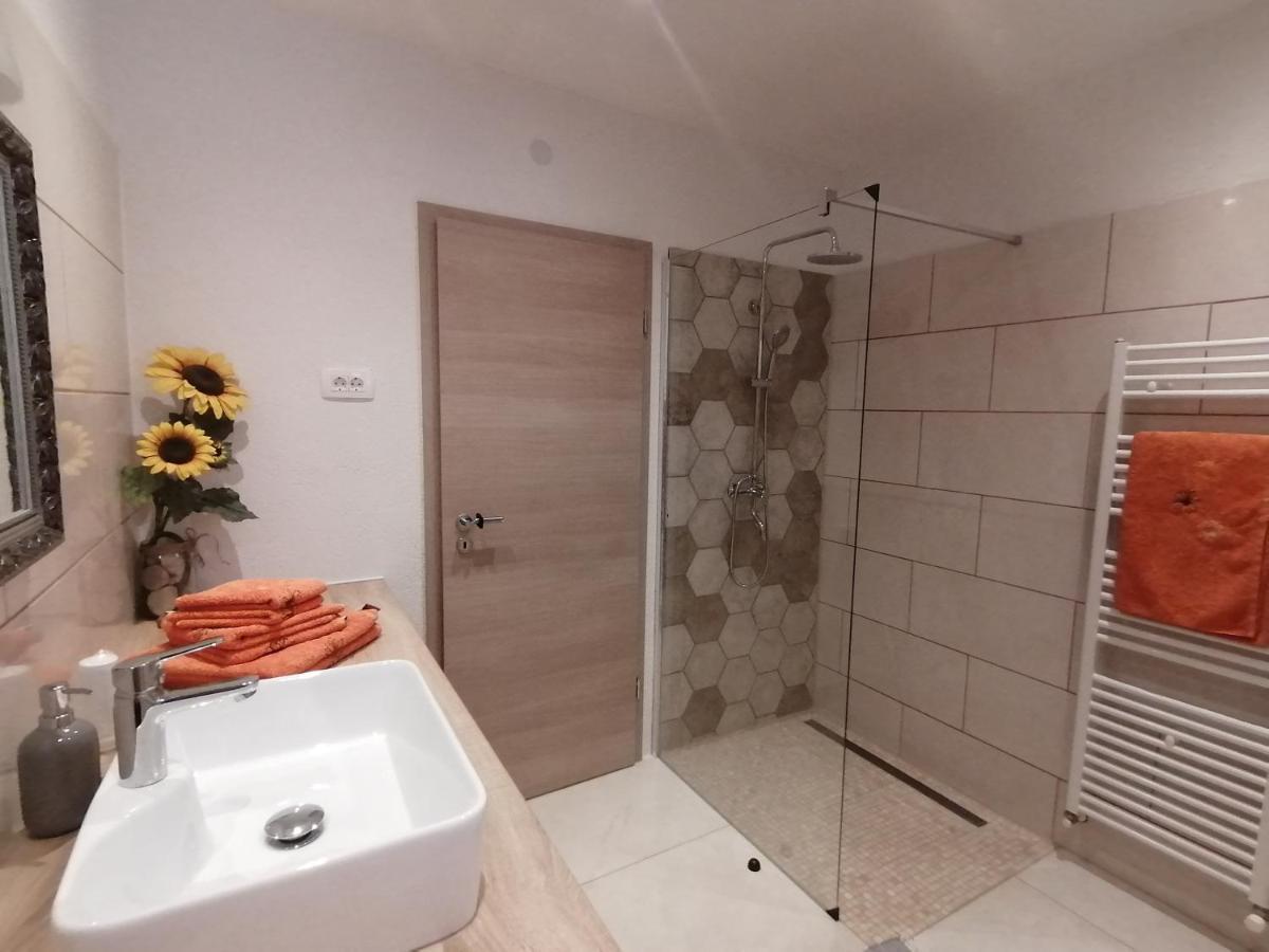 Apartment Sandra2 Ловран Екстер'єр фото